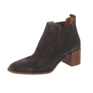 Everlane Chelsea Boots Suede Leather Gray 8.5